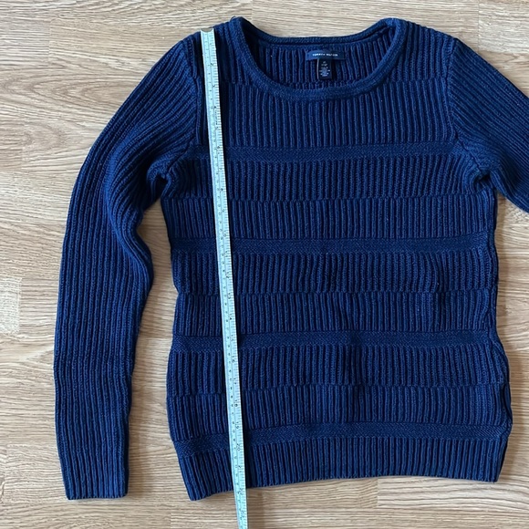 Tommy Hilfiger Round Neck Cotton Knit Sweater - Navy Blue - Picture 8 of 8